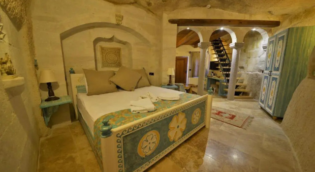 Caftan Cave Suites