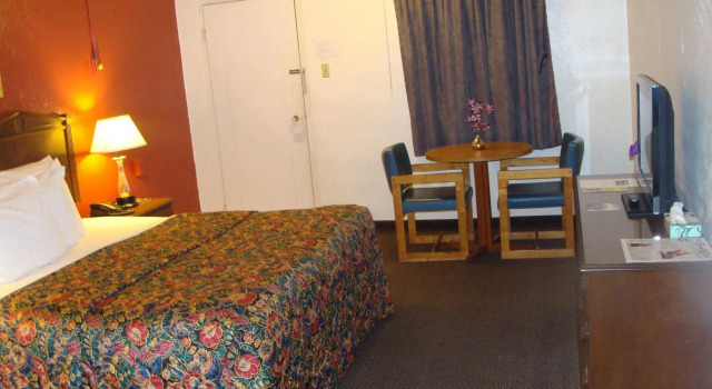 Hico Hills Inn, Đặt Khách sạn Hico Texas