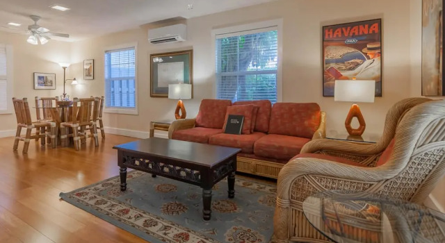 Old Town Suites, Забронировать Отель Отели Ки-Уэст 3 звезды, рядом с The Unitarian Universalist Fellowship of Key West, 3*
