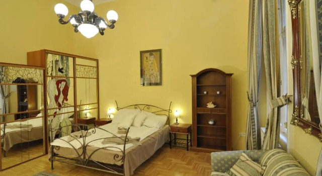 Charming Art Deco Flat, Забронировать Отель 05. Внутренний город - Город Леопольда 
