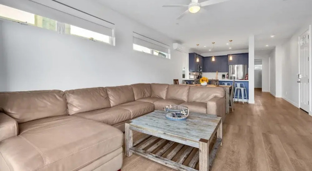Rent Mission Beach 3Br Combo Top 2 Units, Забронировать Апартаменты/квартира Отели Сан-Диего с парковкой, рядом с Bahia Point Beach, Парковка