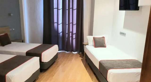 Трёхместный номер Standard Hospedium Hotel Vittoria Colonna