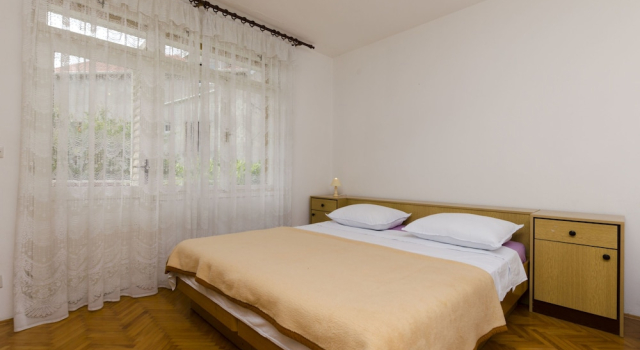 Apartment Tome G, Забронировать Апартаменты/квартира Апартаменты Примоштен, рядом с Пляж Затока, Апартаменты/квартира