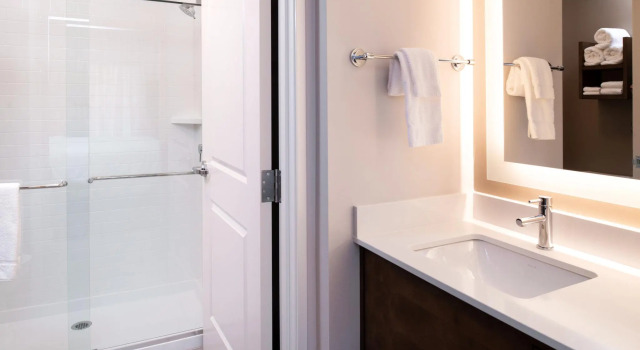 Четырёхместный люкс с 2 комнатами Staybridge Suites St George by IHG