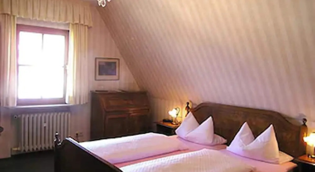 Семейный номер Standard Burghotel