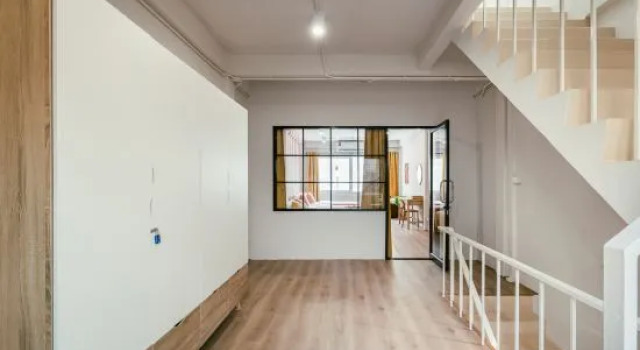 Industrial Loft Sukhumvit 3-Bedroom Designer House - 2 Min to BTS Bang Chak