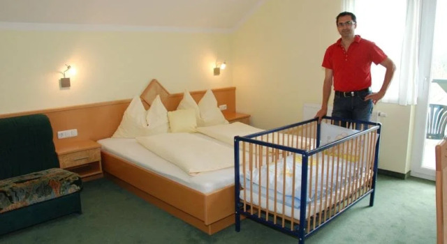 Gästehaus Gröblacher, Забронировать Отель Фельден-ам-Вёртерзе Вертер-Зе