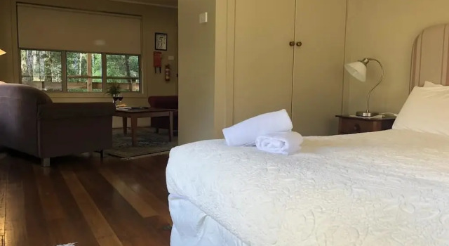 Двухместный коттедж Corinna Wilderness Village