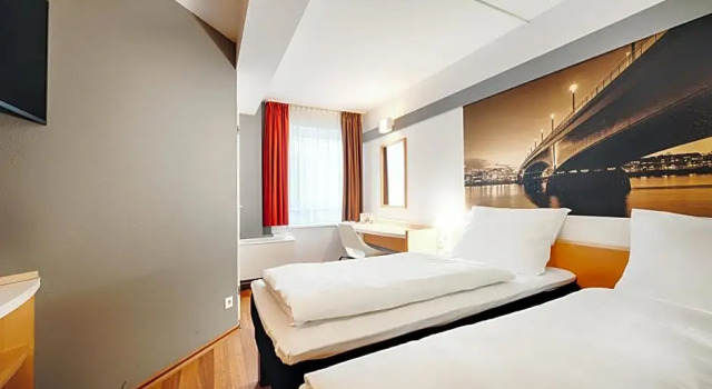Номер Standard B&B Hotel Bonn-City