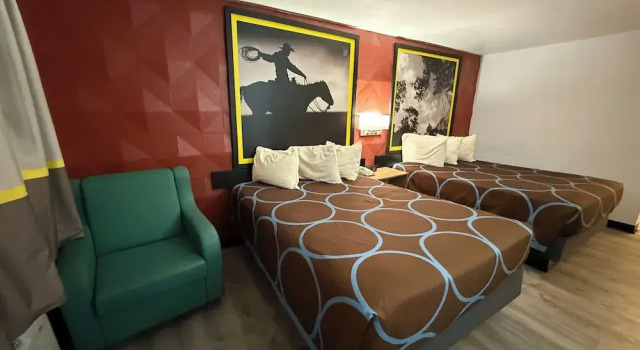 Четырёхместный номер Standard Super 8 by Wyndham Newcastle