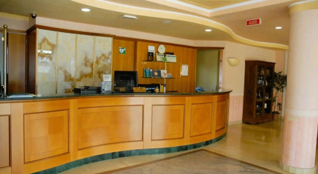 Hotiday Corato, Buchen Sie Hotel Corato Metropolitanstadt Bari