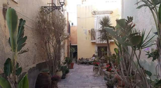 Mastrarua 1887, Book Hotel Siracusa Syracuse Area