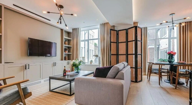 Апартаменты Luxury Westminster Apartments by DMONTRIO