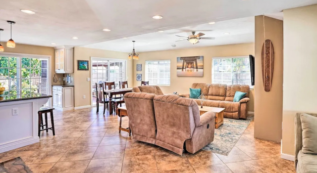 Deluxe Laguna Hills Home w/ Outdoor Oasis!, Reservar Casa de férias Laguna Hills Orange