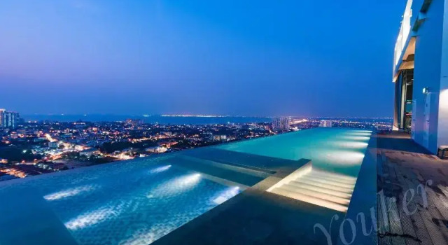 Pattaya Posh Condo with infinity pool by North Pattaya