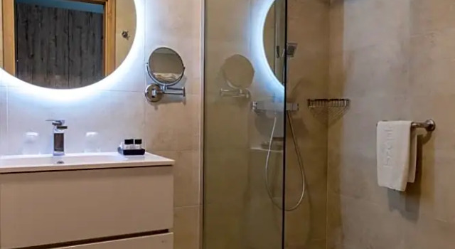 Номер Deluxe Szépia Bio and Art Hotel