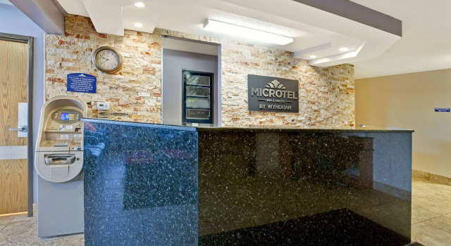 Microtel Inn & Suites by Wyndham Roseville/Detroit Area, Boek Hotel Hotels in Mt Clemens met ontbijt, Ontbijt