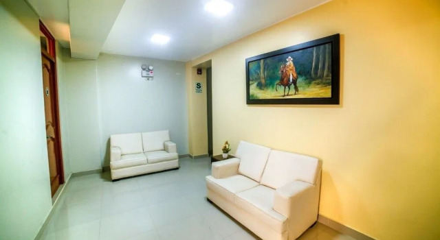 Texas Hotel, Rezerwuj Hotel Hotele w Chiclayo z parkingiem, Parking