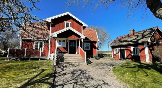 Вилла Brunnsta Gård
