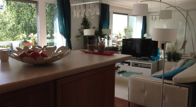 Location Sweet Home Paris 12 Terrasse Verdure 55m 2 pièces, Забронировать Отель Париж Иль-де-Франс, рядом с Île de Bercy