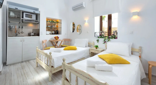 Студия Lindos Citrin Studios