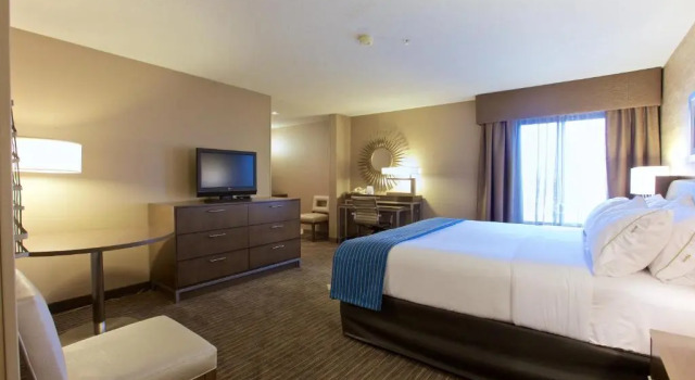 Двухместный номер Deluxe Holiday Inn Express Fargo - West Acres by IHG
