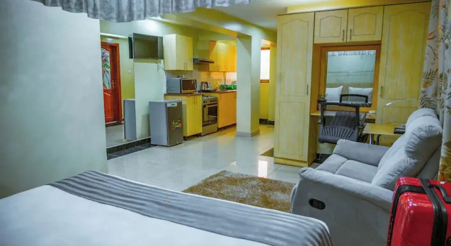 Студия Executive с балконом Crystal Suites & Apartments