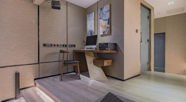 Номер Luxury E-Homes