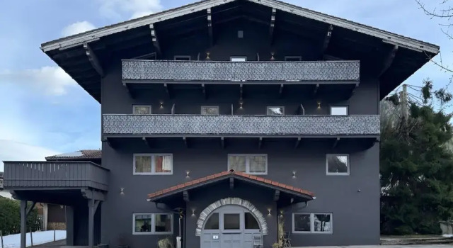 Two Brothers Inn, Забронировать Отель «постель и завтрак» Отели Пертизау с парковкой, рядом с Zwölferkopflift, Парковка