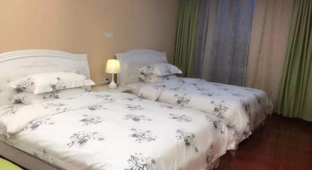 Mahattan Apartment - Free Shuttle Bus for Canton Fair, Забронировать Апартаменты/квартира Апартаменты Гуанчжоу, рядом с Guangzhou Uprising Martyrs Cemetery, Апартаменты/квартира