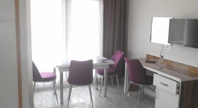 Yesilcam Oteli, Rezerwuj Hotel Cermik 