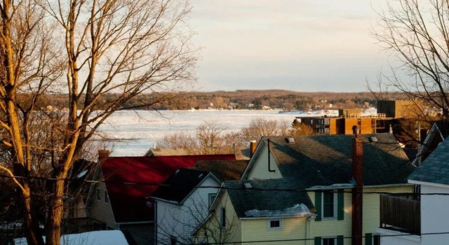 Pine Street Inn B&B, Varaa Bed and Breakfast  