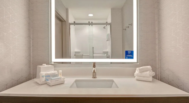 Двухместная студия-люкс Home2 Suites By Hilton Savannah Midtown, Ga