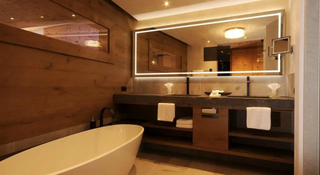 Stock Resort, Rezervasyon Tatil Köyü Finkenberg Hintertux Glacier