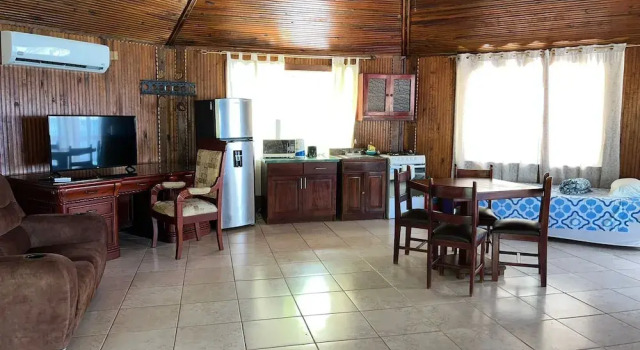 Семейный номер Standard Fosters West Bay Resort