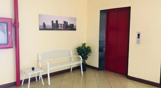 NK place (นิลกำแหงเพลส), Забронировать Отель Отели Сансай с парковкой, Парковка