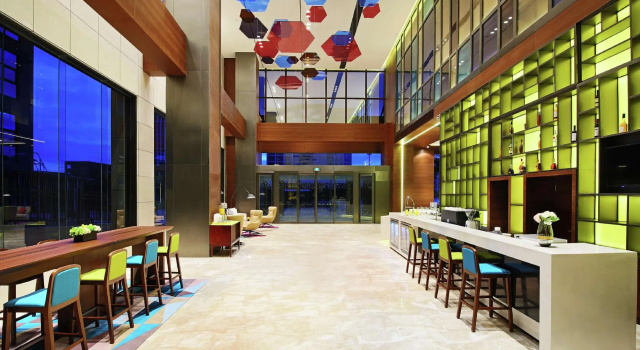 Hampton by Hilton Qujing, Buchen Sie Hotel Qujing Yunnan