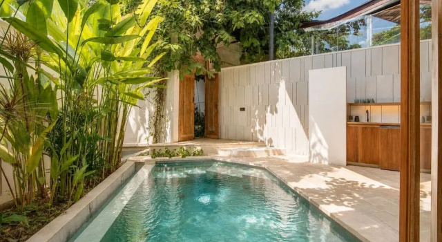 Вилла Chic 1-BR Villa with Pool, 4 Mins to Echo Beach