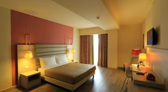 Семейный номер Standard Turin Airport Hotel & Residence