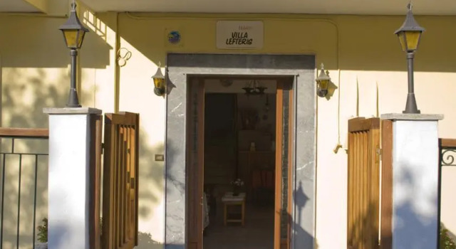 Pension Lefteris, Buchen Sie Hotel Póros 