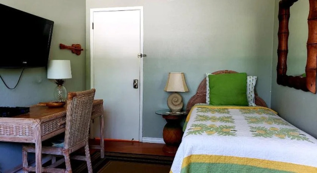 Old Lahaina House, Забронировать Отель Отели West Maui с бассейном, Бассейн