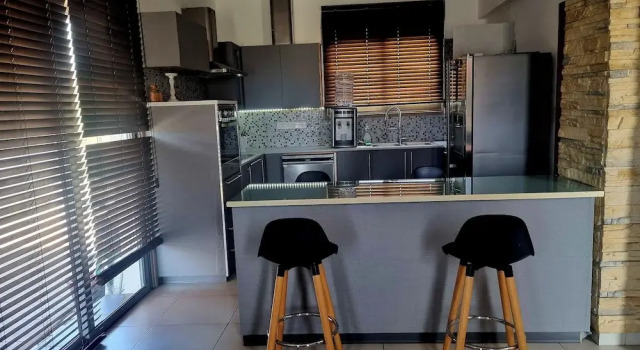 Impeccable 3-bed Villa in Nicosia, Rezerwuj Willa Hotele 3-gwiazdkowe w Agia Varvara, 3*