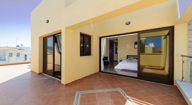 Fig Tree Bay Villa 10, Boek Villa Hotels in Protaras met parkeren, in de buurt van Neolithic Settlement, Parkeren