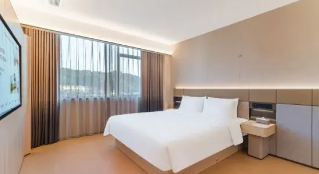 Люкс JI Hotel (Liuzhou Sanjiang Bird's Nest)