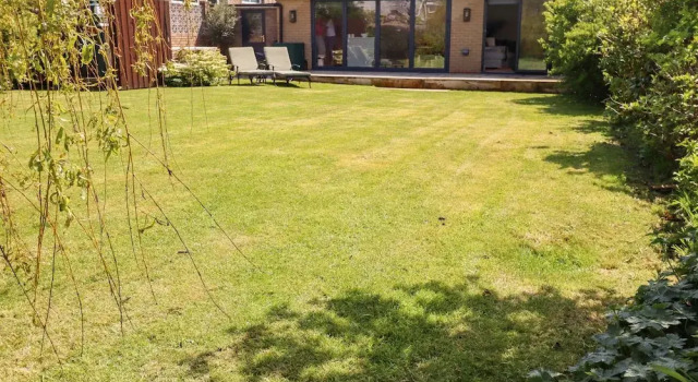 Willow, Buchen Sie Ferienhaus Hotels in Schottland mit Parkplatz, Parkplätze
