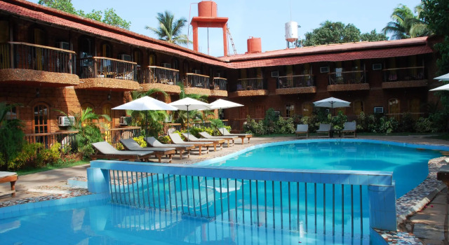 Sea Breeze Beach Resort Candolim, Goa, Book Hotel Hotels in Goa with a Pool, Swimming Pool
