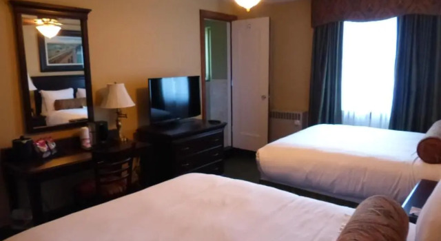 Четырёхместный номер Deluxe Missouri Athletic Club