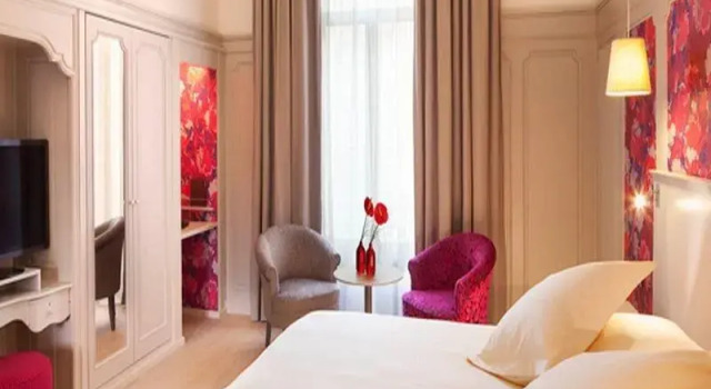 Двухместный номер Standard Hôtel & SPA Oceania LUnivers Tours