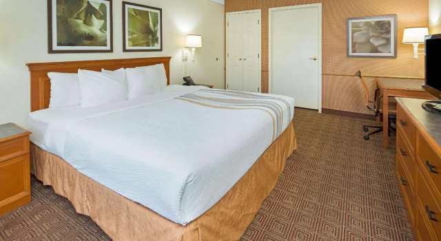 Двухместный номер Standard La Quinta Inn by Wyndham San Diego - Miramar