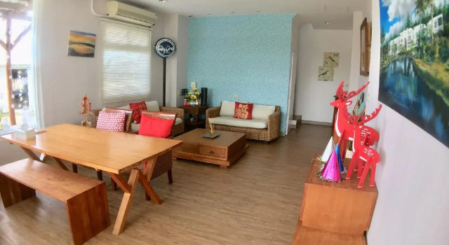 Skyline Homestay, Забронировать Отель Отели в центре Хенгчун, в центре, Завтраки